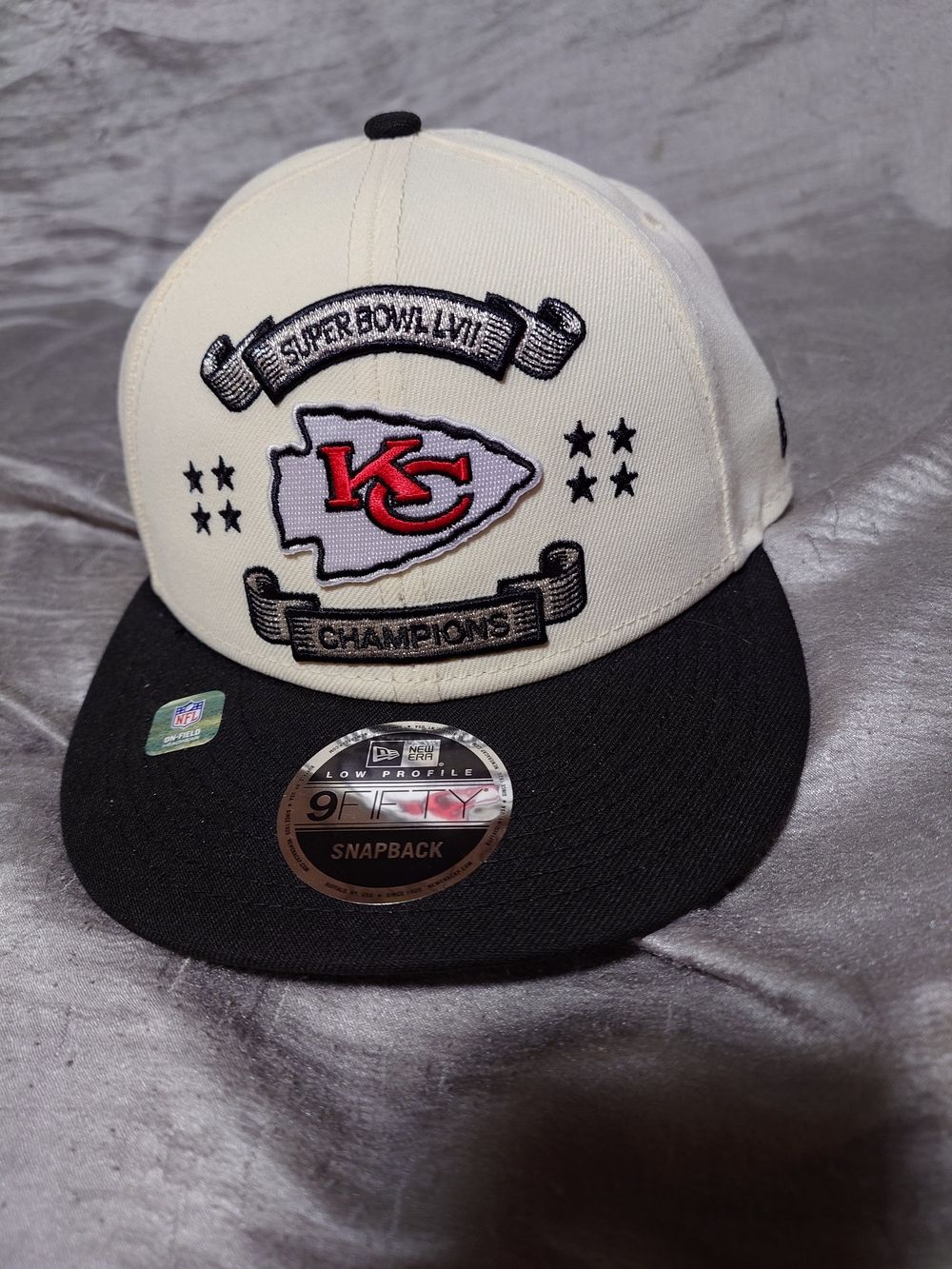 New Era NFL Kansas City Chiefs Black & Cream 59FIFTY Fitted Hat Superbowl LVIII